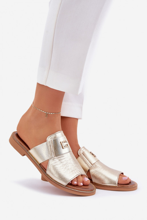 Elegantný štýl Papuče Vyrobené z prírodnej kože so širokými podpätkami Zazoo 40423 zlatej farby Elegantný štýl Papuče Vyrobené z prírodnej kože so širokými podpätkami Zazoo 40423 zlatej farby