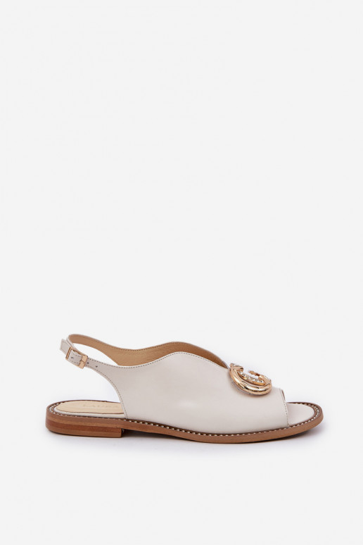 Dámske sandále so širokými podpätkami s ozdobami Laura Messi 2865 slonovina Dámske sandále so širokými podpätkami s ozdobami Laura Messi 2865 slonovina