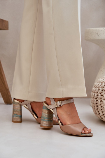 Kožené Elegantný štýl sandále s podpätkami Laura Messi 2136 béžová 2
