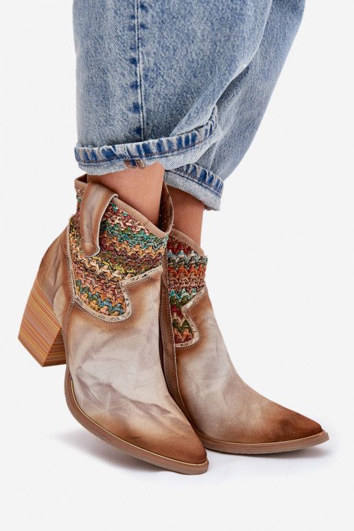 Kožené čižmy v kovbojskom štýle s podpätkami ozdobiť Plecionką Máciejka 06810-29 Rôzne farby Kožené čižmy v kovbojskom štýle s podpätkami ozdobiť Plecionką Máciejka 06810-29 Rôzne farby