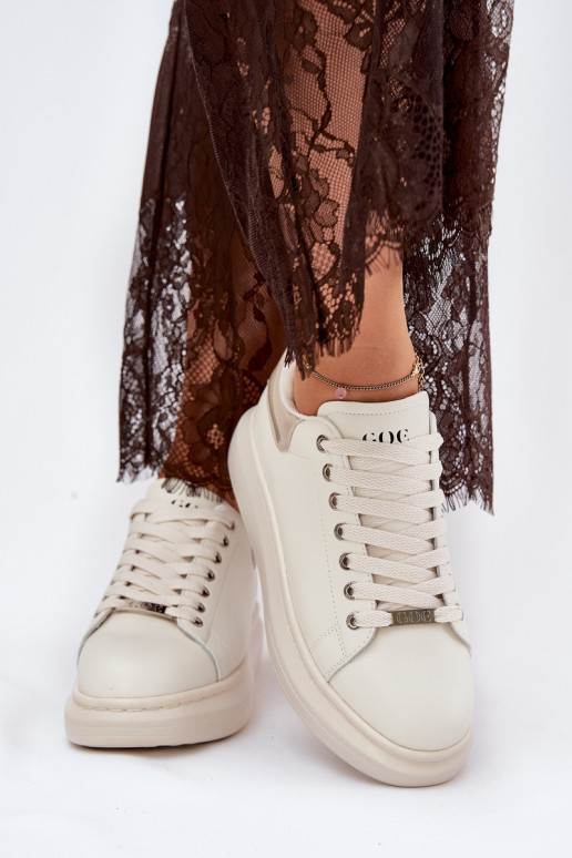 Kožené Tenisky model obuvi Dámske s platformou GOE RR2N4004 béžová Kožené Tenisky model obuvi Dámske s platformou GOE RR2N4004 béžová