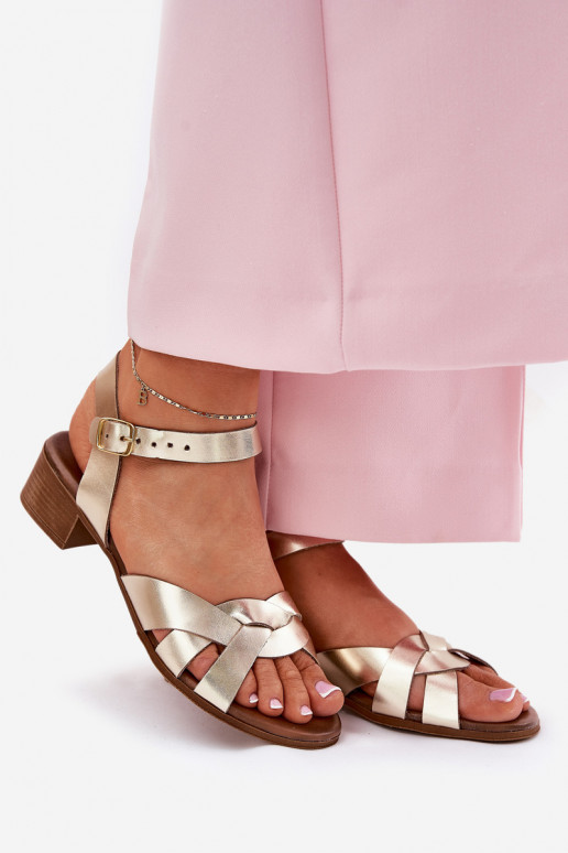 Dámske sandále Zapnuté Jemném Obcasie Zazoo 40372 zlatej farby Dámske sandále Zapnuté Jemném Obcasie Zazoo 40372 zlatej farby