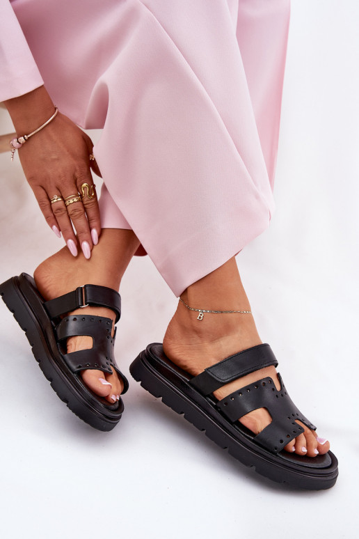 Dámske papučeZapnutéturalnej Skóry s platformou Zazoo 40440 čierna Dámske papučeZapnutéturalnej Skóry s platformou Zazoo 40440 čierna