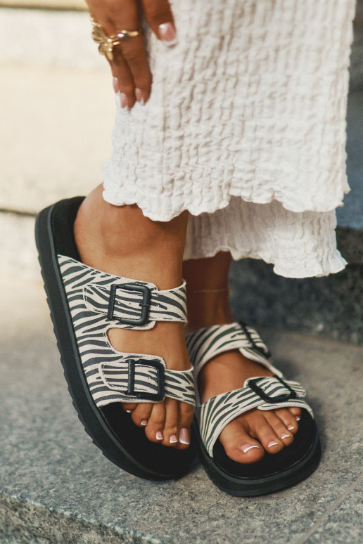 Dámske semišové papuče s prackami D.Franklin DFSH405002 Zebra Dámske semišové papuče s prackami D.Franklin DFSH405002 Zebra