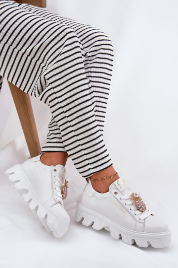 Kožené Tenisky model obuvi ozdobiť Broszką Ananas CheBello 4651 biela farba 2