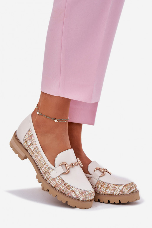 Kožené dámske mokasíny Ze zlatej farbym Detalem Laura Messi 2938 slonovina Kožené dámske mokasíny Ze zlatej farbym Detalem Laura Messi 2938 slonovina