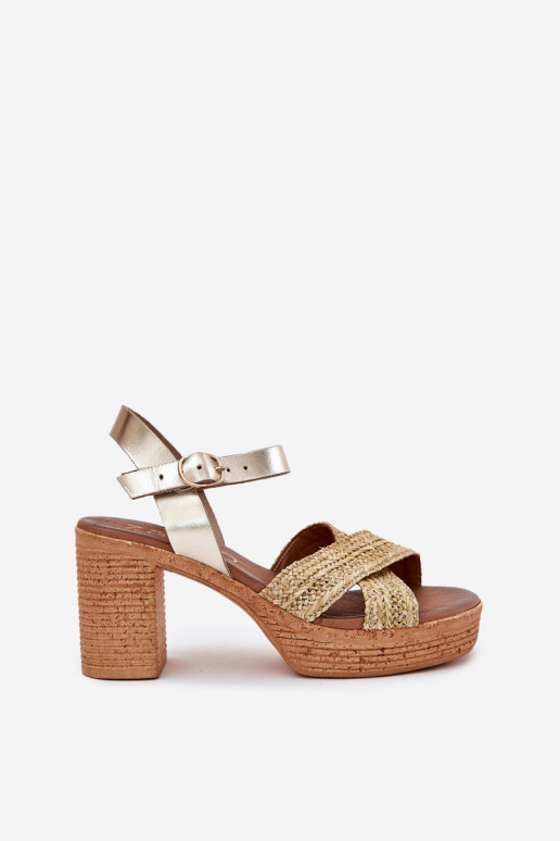 Dámske sandále na podpätku S vrkočom Do Paskach Zazoo 40460 zlatej farby Dámske sandále na podpätku S vrkočom Do Paskach Zazoo 40460 zlatej farby