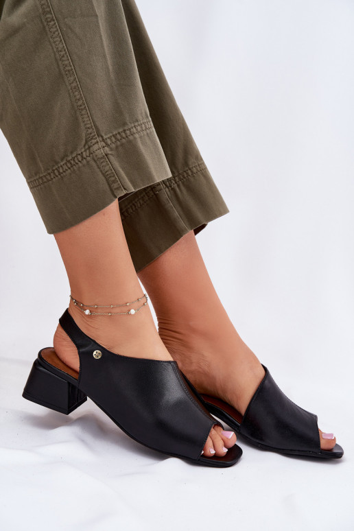 Dámske sandále Dámske Zapnuté Klocku Máciejka 06975-01 čierna Dámske sandále Dámske Zapnuté Klocku Máciejka 06975-01 čierna