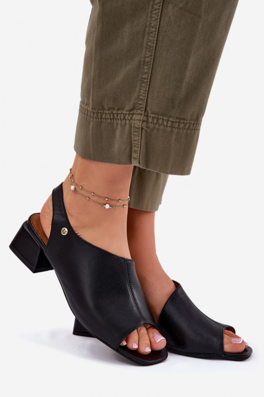Dámske sandále Dámske Zapnuté Klocku Máciejka 06975-01 čierna Dámske sandále Dámske Zapnuté Klocku Máciejka 06975-01 čierna