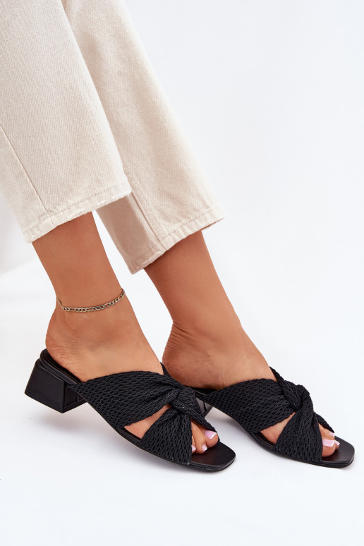 Dámske papuče Zapnuté Klocku Máciejka 06955-01 čierna Dámske papuče Zapnuté Klocku Máciejka 06955-01 čierna