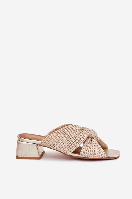 Dámske papuče Zapnuté Klocku Máciejka 06955-25 béžová-zlatej farby Dámske papuče Zapnuté Klocku Máciejka 06955-25 béžová-zlatej farby