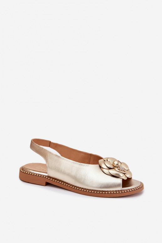 Kožené Ploché sandále s ozdobami CheBello 4642 zlatej farby Kožené Ploché sandále s ozdobami CheBello 4642 zlatej farby