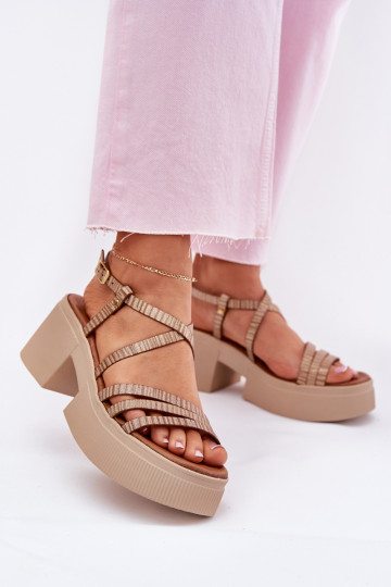 Dámske sandále Dámske Máciejka 06990-25 zlatej farby 2