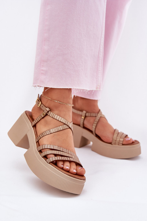 Dámske sandále Dámske Máciejka 06990-25 zlatej farby Dámske sandále Dámske Máciejka 06990-25 zlatej farby