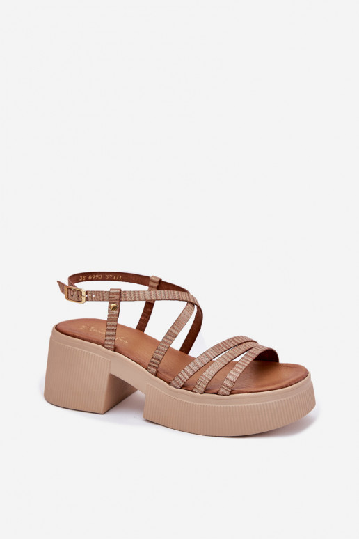 Dámske sandále Dámske Máciejka 06990-25 zlatej farby Dámske sandále Dámske Máciejka 06990-25 zlatej farby