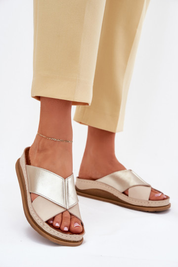 Kožené papuče Dámske s platformou Máciejka L4986-37 béžová-zlatej farby