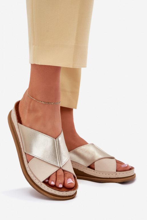 Kožené papuče Dámske s platformou Máciejka L4986-37 béžová-zlatej farby Kožené papuče Dámske s platformou Máciejka L4986-37 béžová-zlatej farby