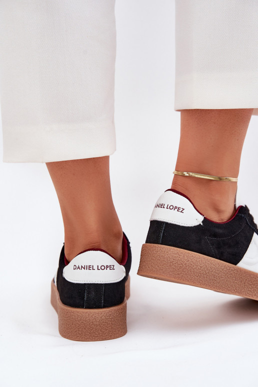 zo semišu Tenisky model obuvi Dámske Daniel Lopez Just Dare SS2D4021 čierna zo semišu Tenisky model obuvi Dámske Daniel Lopez Just Dare SS2D4021 čierna