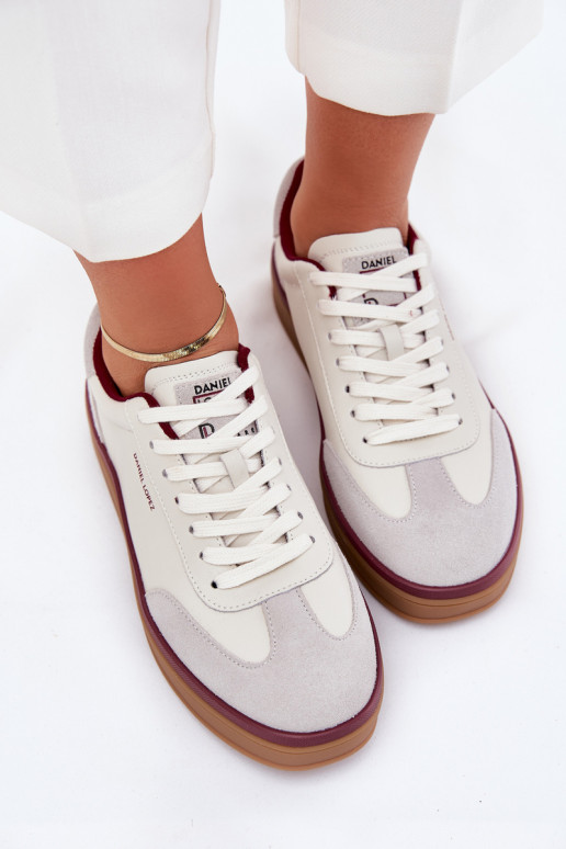 Kožené Dámske Tenisky model obuvi Daniel Lopez Just Dare SS2D4008 biely-sivá Kožené Dámske Tenisky model obuvi Daniel Lopez Just Dare SS2D4008 biely-sivá