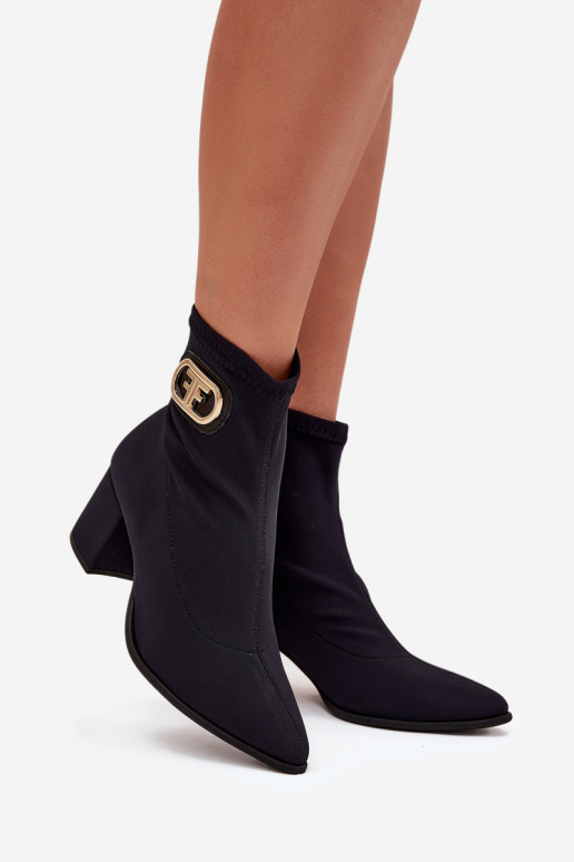Dámske čižmy Ze zlatej farbym Detalem Zazoo 3128 čierna Dámske čižmy Ze zlatej farbym Detalem Zazoo 3128 čierna