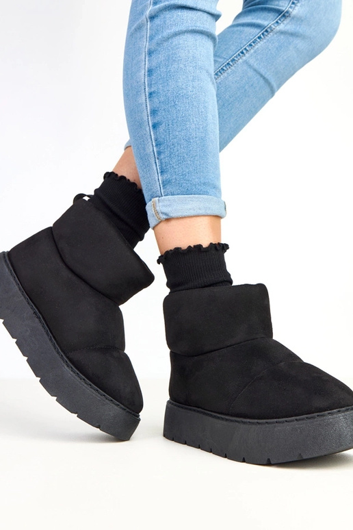 Čierne zateplené snehové topánky na... Čierne zateplené snehové topánky na...