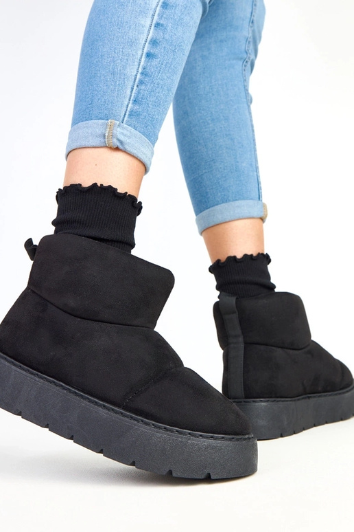 Čierne zateplené snehové topánky na... Čierne zateplené snehové topánky na...