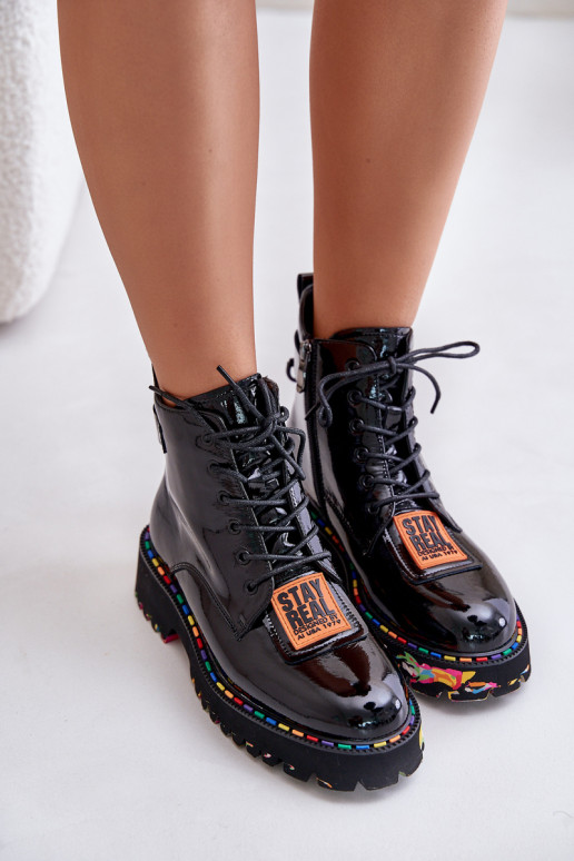 s lakovým efektom Čižmy topánky Dámske Zapnuté Hrad Kožené Artiker 55C0517 čierna