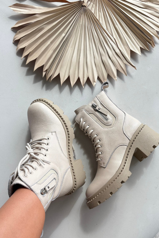 Kožené dámske čižmy s podpätkami, teplé Vinceza 86418 pieskovej farby