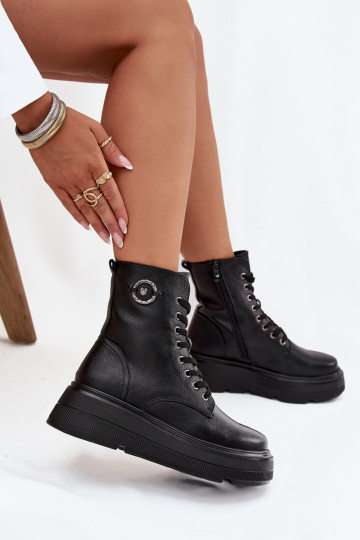 pracovné dámske členkové topánky zateplené s platformou a ozdobnými detailmi Vinceza 16513 v čiernej farbe