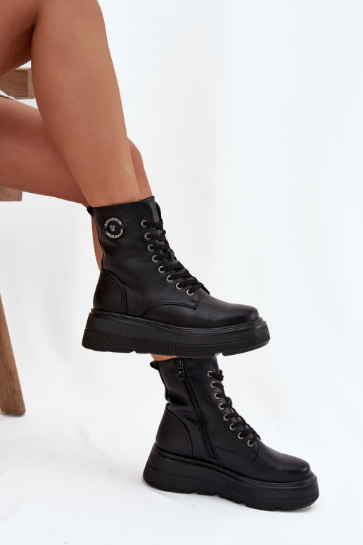 pracovné dámske členkové topánky zateplené s platformou a ozdobnými detailmi Vinceza 16513 v čiernej farbe