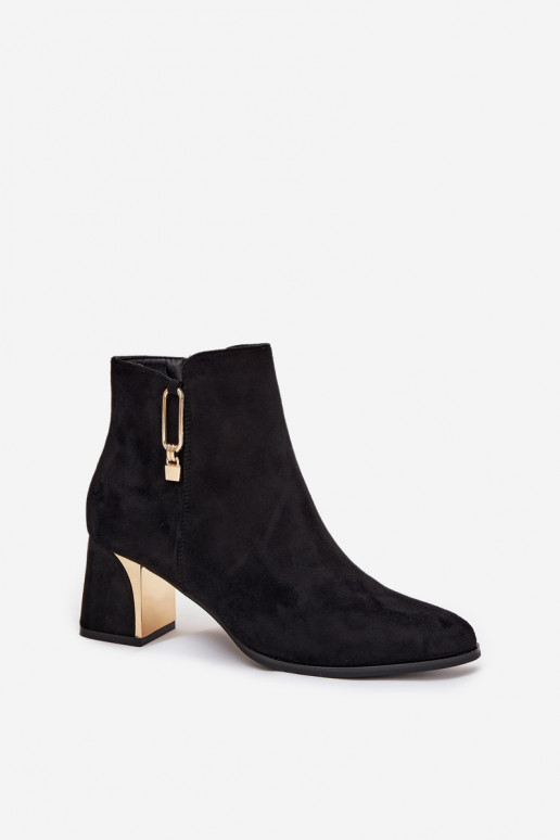 Čierne dámske čižmy s detailmi v zlatej farbe „Kalivra"