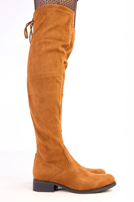 Hnedé vysoké topánky na plochých...