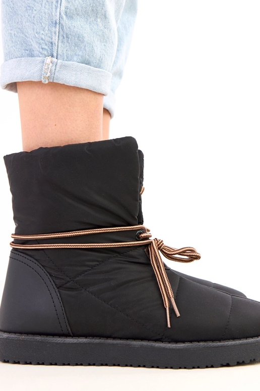 Čierne dámske snehule s dekoratívnou...