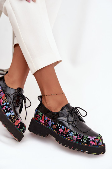 s lakovým efektom topánkyZapnutéturalnej Skóry so vzormi Artiker 57C0174 čierna