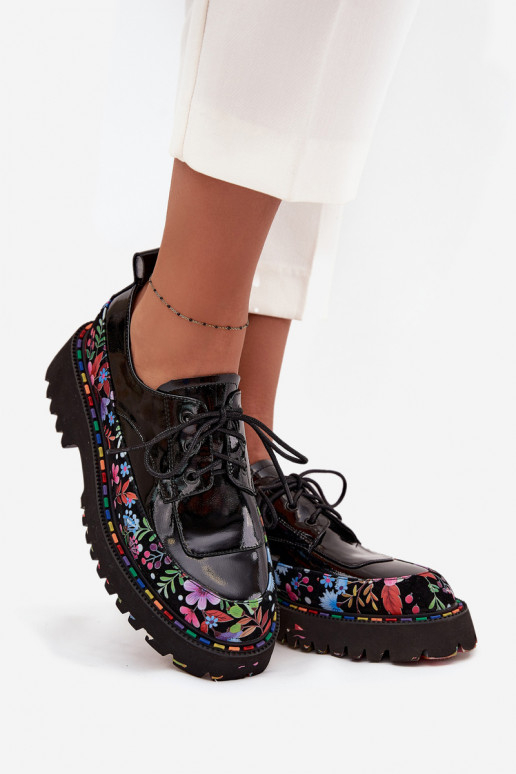 s lakovým efektom topánkyZapnutéturalnej Skóry so vzormi Artiker 57C0174 čierna