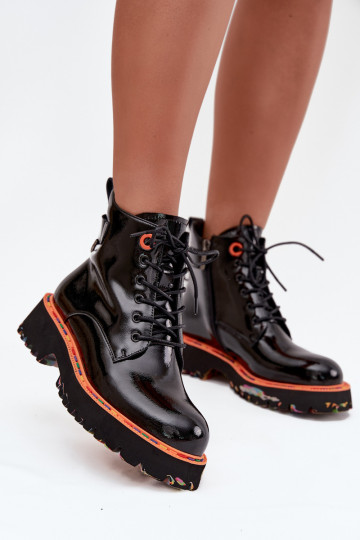 Dámske čižmys lakovým efektomj Skóry Zapnutéturalnej zahriať sa Artiker 57C0061 čierna