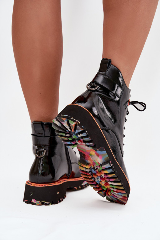 Dámske čižmys lakovým efektomj Skóry Zapnutéturalnej zahriať sa Artiker 57C0061 čierna