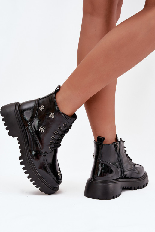 Kožené zahriať sa Dámske čižmy s krásnymi detailmi s lakovým efektom Artiker 57C0345 čierna