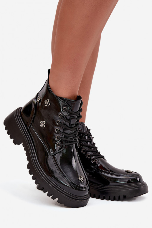 Kožené zahriať sa Dámske čižmy s krásnymi detailmi s lakovým efektom Artiker 57C0345 čierna