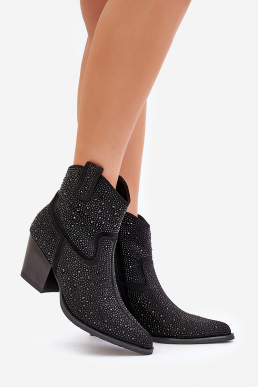 Zdobené čižmy v kovbojskom štýle s podpätkamiNoskami špicatý nos S.Barski HY42-121 čierna