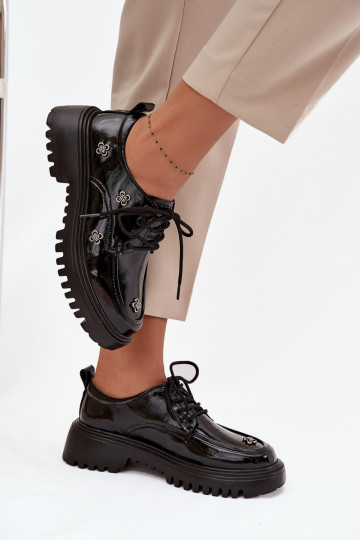 s lakovým efektom Kožené topánky DámskePrzypinkami Artiker 57C0333 čierna