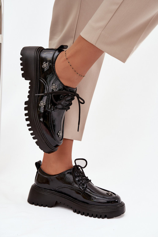 s lakovým efektom Kožené topánky DámskePrzypinkami Artiker 57C0333 čierna