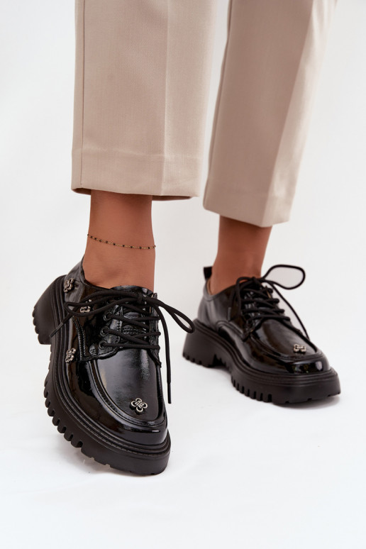 s lakovým efektom Kožené topánky DámskePrzypinkami Artiker 57C0333 čierna