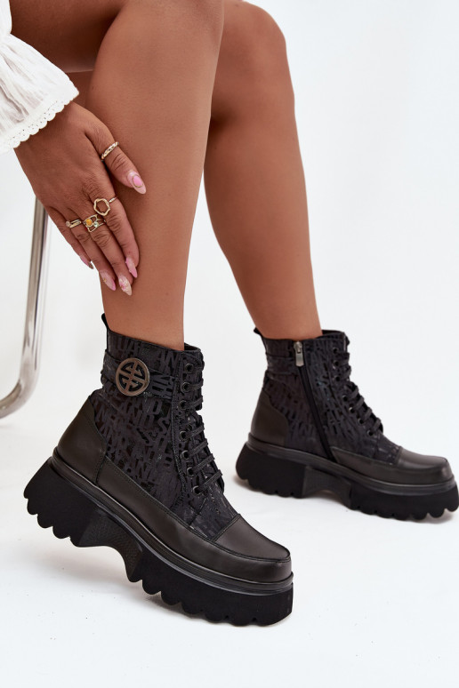 Kožené Dámske čižmy s platformou so spismi I Ozdobnym Detalem Artiker 57C2273 čierna