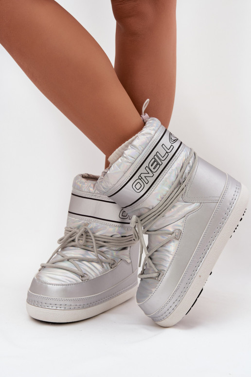 Snehule Dámske so štýlovými detailmi O'NEILL LISA INOMEN HIGH 90253012.99S strieborná farba