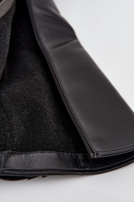 Teplé čižmy s podpätkami s prackami Vinceza 58589 čierna