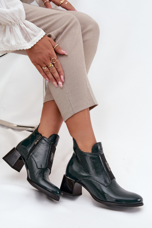 Kožené s lakovým efektom Čižmy Zapnuté Klocku S Ornatem Detalem zahriať sa Zazoo 60560 khaki farby