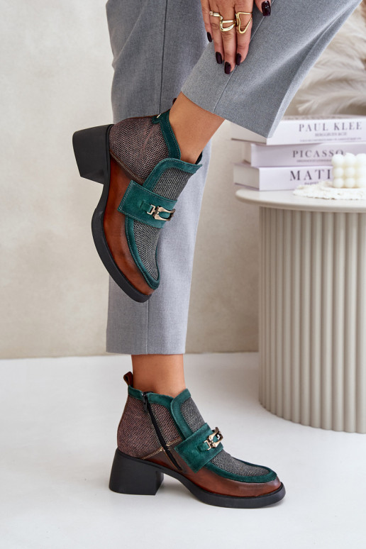 Kožené Dámske čižmy Zapnuté masívnych opätkoch s ozdobami Máciejka A6747-29 hnedá-zelená farba Kožené Dámske čižmy Zapnuté masívnych opätkoch s ozdobami Máciejka A6747-29 hnedá-zelená farba