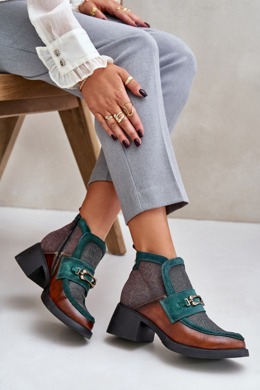 Kožené Dámske čižmy Zapnuté masívnych opätkoch s ozdobami Máciejka A6747-29 hnedá-zelená farba Kožené Dámske čižmy Zapnuté masívnych opätkoch s ozdobami Máciejka A6747-29 hnedá-zelená farba