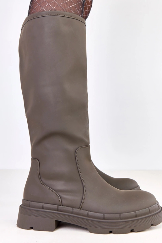 Zelené matné dlhé čižmy z umelej kože...